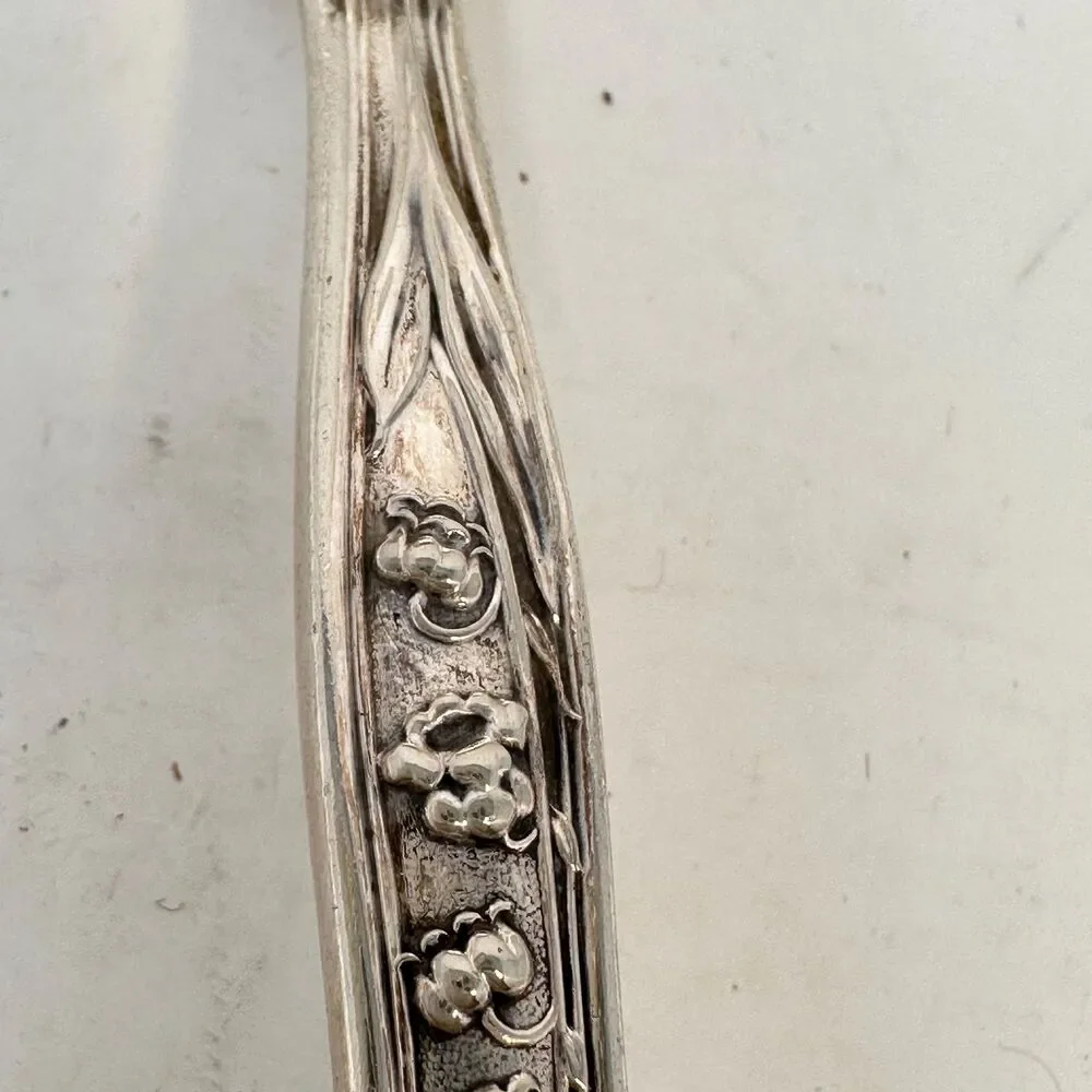 Antique 1909 Rogers & Bro Florette Silverplate Gravy Sauce Ladle Serving Spoon